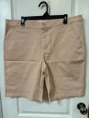 Five Four (FF.LA) Men's Peach Shorts Size 40 NWOT